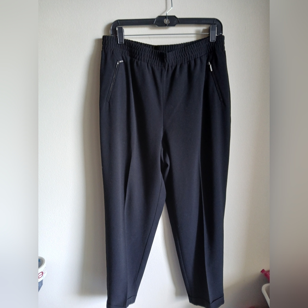 Chicos Pull On Pants Black Zip Pockets Ankle Size Medium